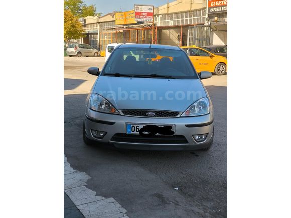 Sahibinden Ford Focus 1.6 Ghia 2004 Model