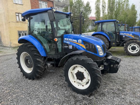 ARTUÇ GALERİDEN TD65 2015 MODEL ÇOK TEMİZ Bİ MAKİNA 