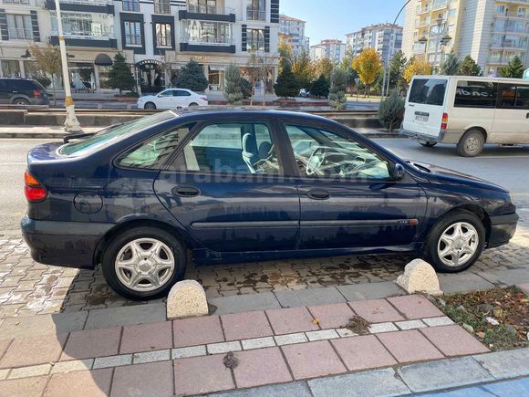 Sahibinden Renault Laguna 2.0 RXT 2001 Model 