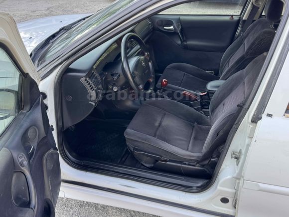 Eren oto Galeriden Opel Vectra 2.0 CDX 2000 Model Kahramanmaraş