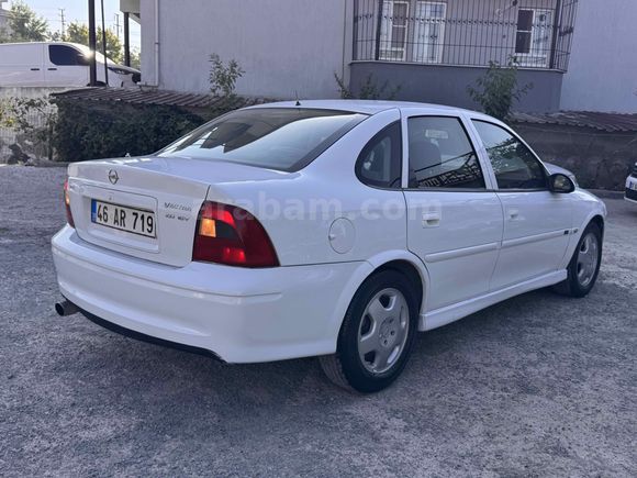 Eren oto Galeriden Opel Vectra 2.0 CDX 2000 Model Kahramanmaraş