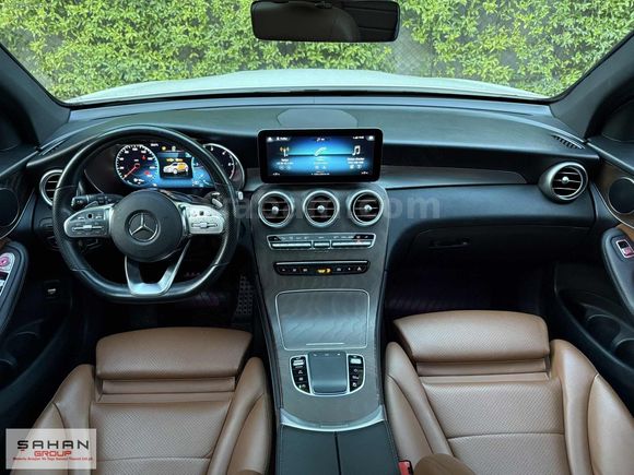 2020 GLC 300 d AMG 4 MATİC İÇİ TABA CAM TAVAN