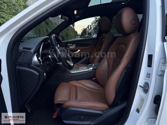 2020 GLC 300 d AMG 4 MATİC İÇİ TABA CAM TAVAN
