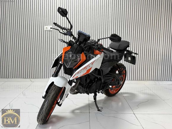 HATASIZ ÇİZİKSİZ KTM 250 DUKE ABS 2024 ÇIKIŞLI 139 KM DE