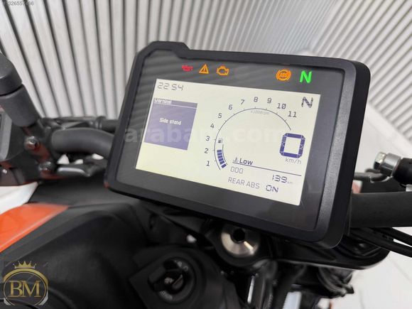 HATASIZ ÇİZİKSİZ KTM 250 DUKE ABS 2024 ÇIKIŞLI 139 KM DE