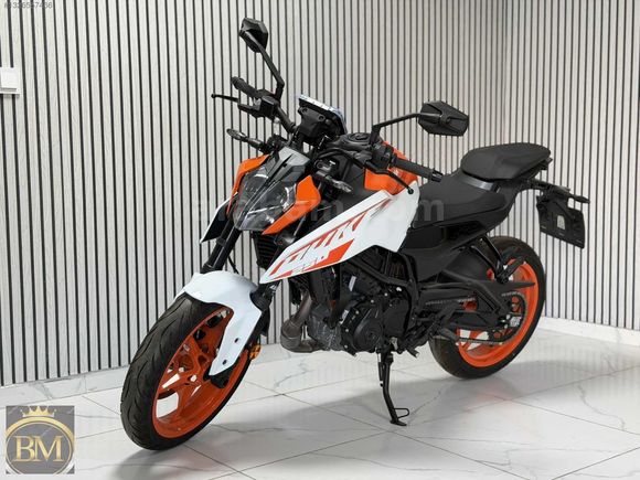 HATASIZ ÇİZİKSİZ KTM 250 DUKE ABS 2024 ÇIKIŞLI 139 KM DE