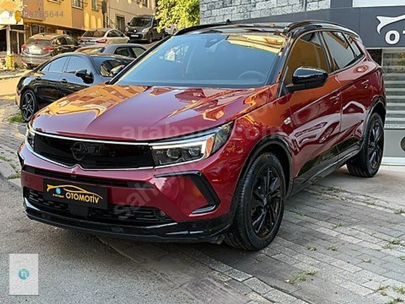 Galeriden Opel Grandland 1.2 T GS 2024 Model İstanbul 21.500 km Kırmızı