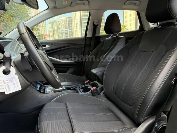 2023 MODEL OPEL GRANDLAND 50.ooo KM