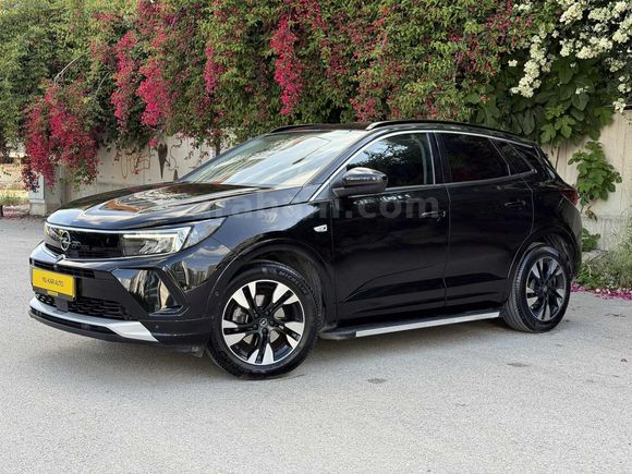 2023 MODEL OPEL GRANDLAND 50.ooo KM