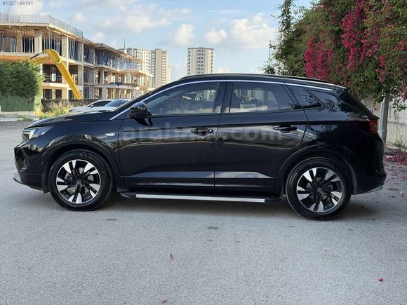 2023 MODEL OPEL GRANDLAND 50.ooo KM