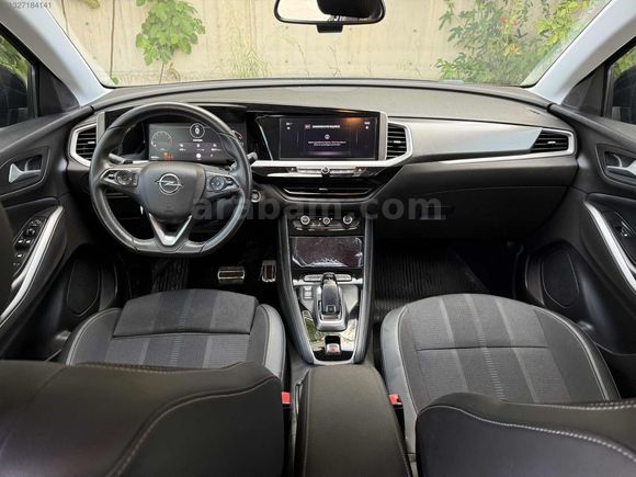 2023 MODEL OPEL GRANDLAND 50.ooo KM
