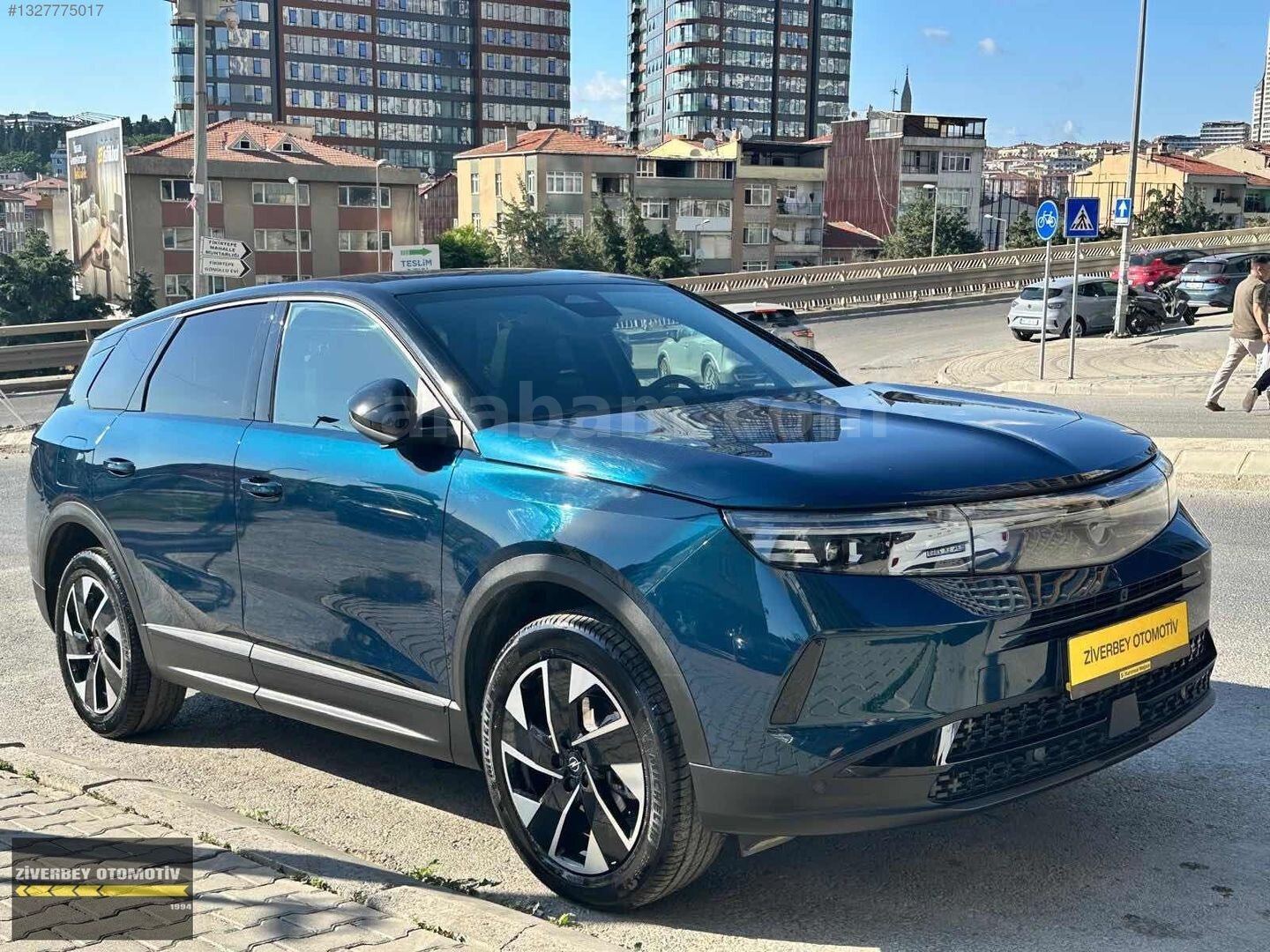 Galeriden Opel Grandland 1.2 T Hybrid GS 2025 Model İstanbul 6.200 km Mavi 2