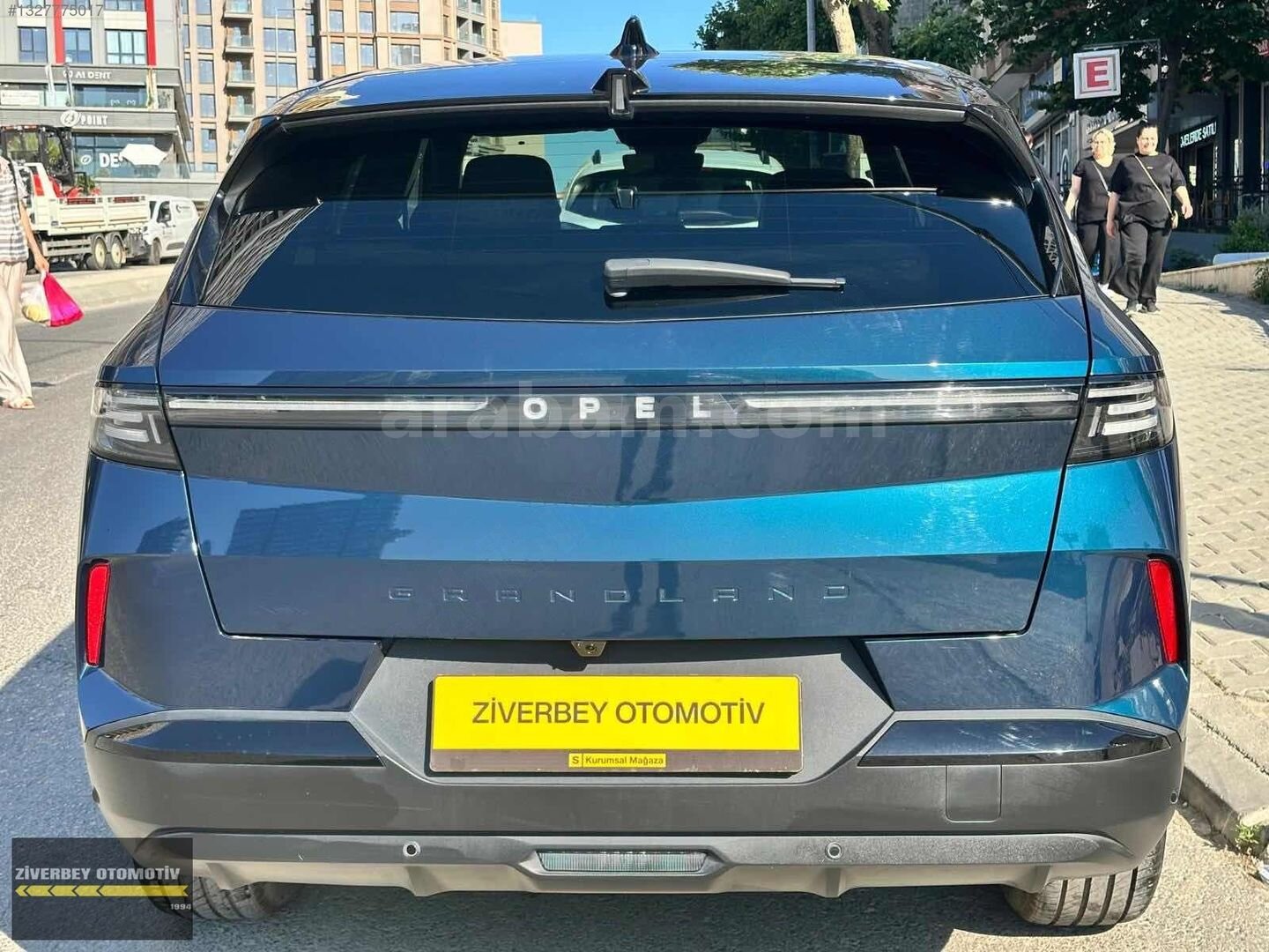 Galeriden Opel Grandland 1.2 T Hybrid GS 2025 Model İstanbul 6.200 km Mavi 6