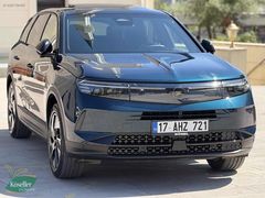 2025 GRANDLAND 1.2HYBRİD GS+ULTİMATE HEAD UP KOLTUK SOĞUTMA MASJ