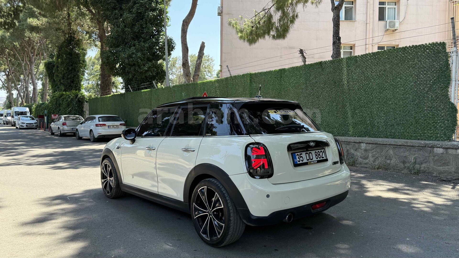 Sahibinden Mini Cooper 1.5 D Chili 2015 Model İzmir 204.000 km Beyaz 6