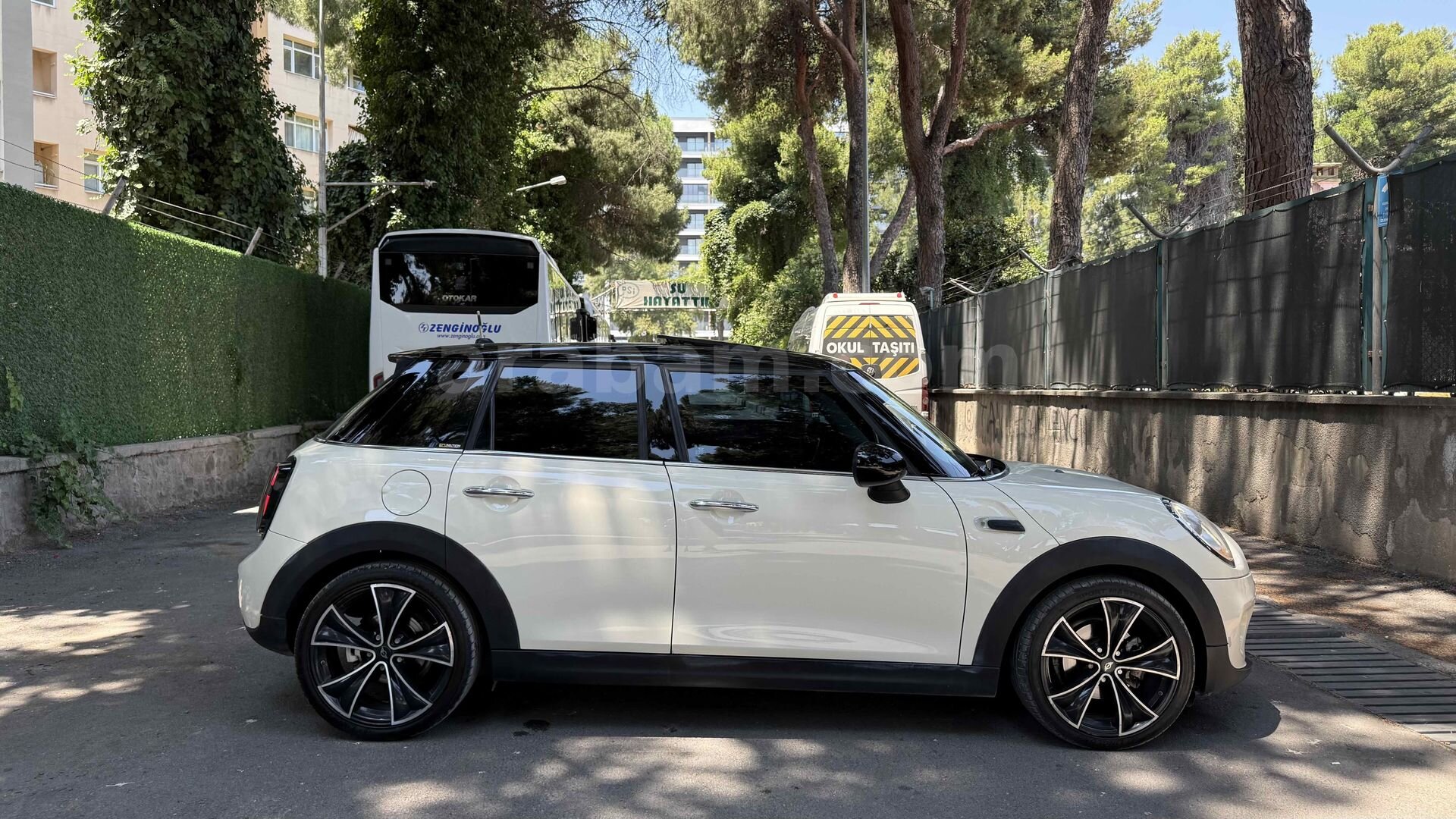 Sahibinden Mini Cooper 1.5 D Chili 2015 Model İzmir 204.000 km Beyaz 5