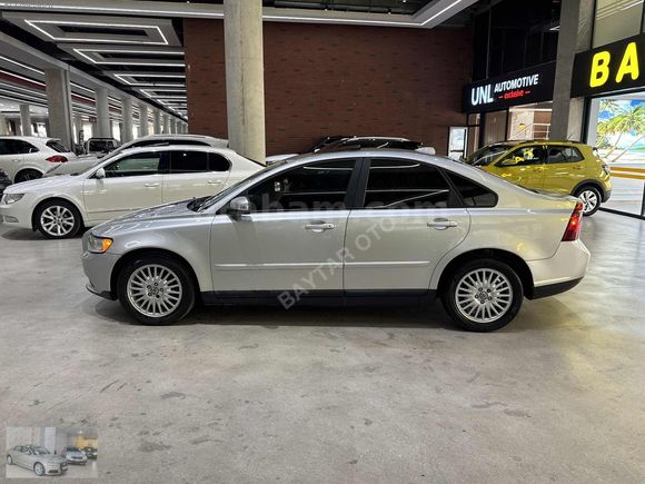 FIRSAT ARACI_SUNROOF'LU_SADECE 211.000 KMDE_VOLVO S 40 1.6 DİZEL