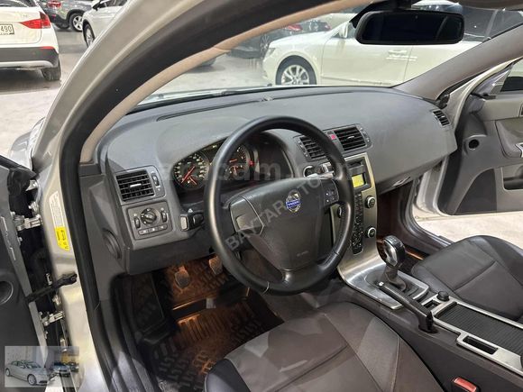 FIRSAT ARACI_SUNROOF'LU_SADECE 211.000 KMDE_VOLVO S 40 1.6 DİZEL