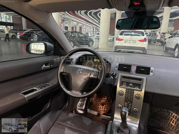 FIRSAT ARACI_SUNROOF'LU_SADECE 211.000 KMDE_VOLVO S 40 1.6 DİZEL