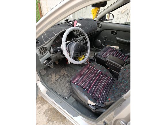 Sahibinden Hyundai Accent 1.3 LS 1998 Model