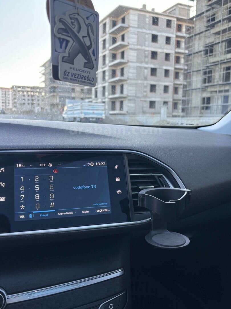 Sahibinden Peugeot 308 1.2 PureTech Style Tech 2021 Model Isparta 82.000 km Kırmızı 2