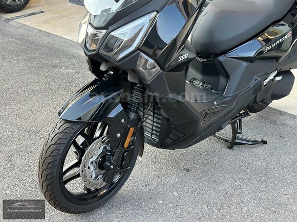 SYM JoyRide 300cc E5 ABS /800Km'de/Anahtarsız Çalıştırma/Led Far