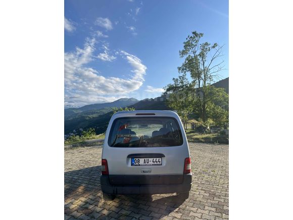 Sahibinden Peugeot Partner 1.9 D 2004 Model 