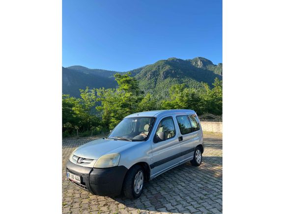 Sahibinden Peugeot Partner 1.9 D 2004 Model 