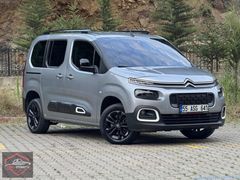 2022 CİTROEN BERLİNGO 1.5 SHİNE HATASIZ BOYASIZ