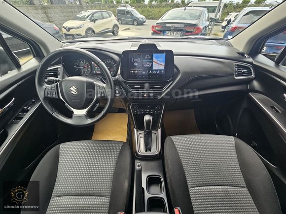 //2024//SUZUKİ.S.CROSS//1.4.MHEV.HİBRİT//GL.ELEGANCE//