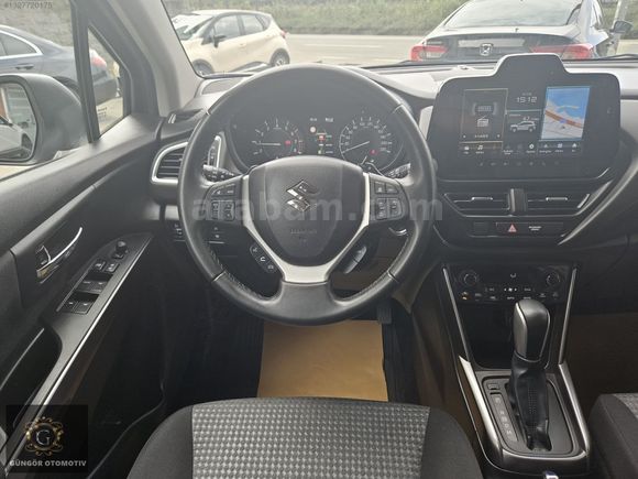 //2024//SUZUKİ.S.CROSS//1.4.MHEV.HİBRİT//GL.ELEGANCE//