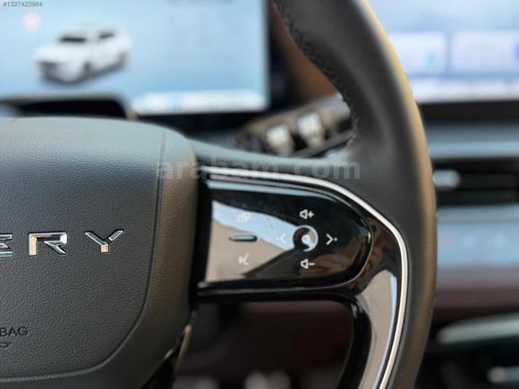 FIRSAT ARACI HATASIZ+2025+DÜŞÜK KM TAM DOLU +TİGGO+8