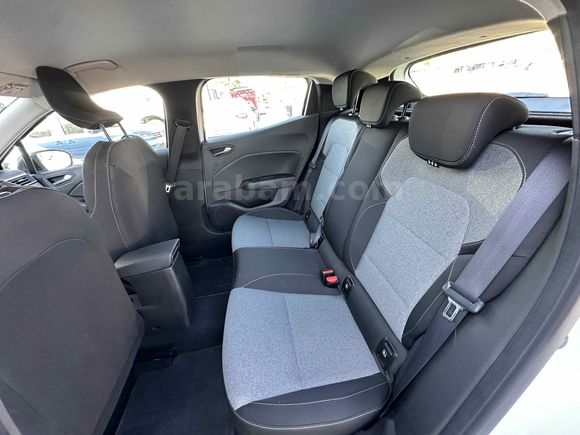 CLİO 1.0TCE EVULATİON HATASIZ BOYASIZ TRAMERSİZ 73.000KM