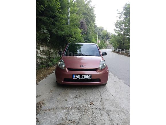 PEMBE PANTER