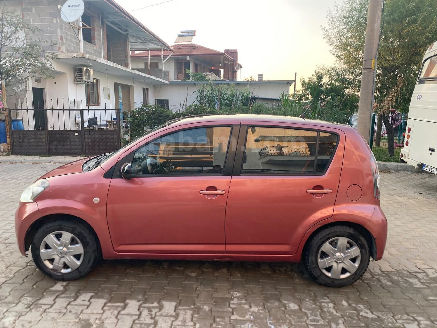 Sahibinden Daihatsu Sirion 1.3 2005 Model Denizli 158.000 km Pembe 2