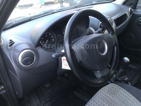 İlk sahibinden Dacia Sandero 1.5 dCi Stepway 2012 Model
