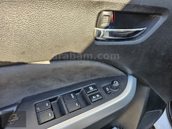 SMS MOTORS 2018 SUZUKİ VİTARA 1.6 GLX 410 BİN PEŞİN 36 AY