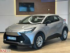 KAR GRUP TOYOTA-BYD YETKİLİ BAYİ'DEN C-HR HYBRID FLAME