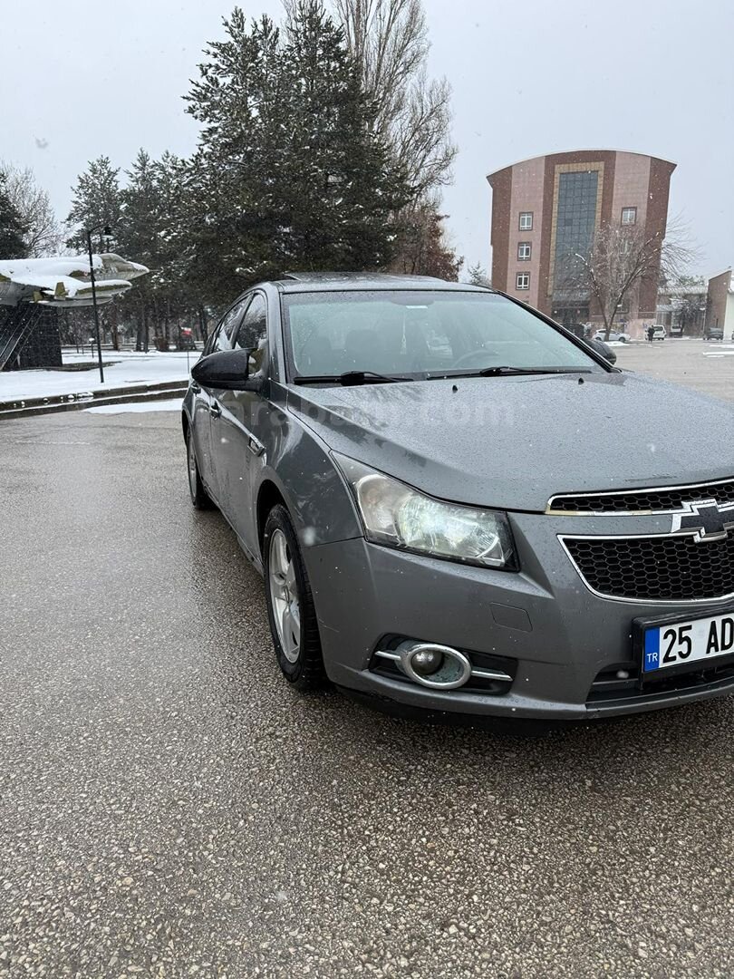 Chevrolet Cruze 1.6 LS DÜŞÜK KM ÇELİK SİBOP 4