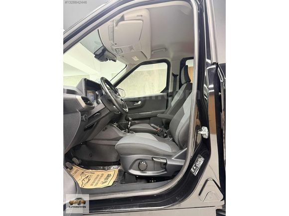 2024 MODEL TOURNEO COURİER 1.5L EcoBlue TITANIUM GÜVENLİK PK