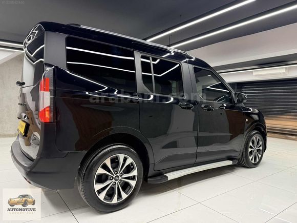 2024 MODEL TOURNEO COURİER 1.5L EcoBlue TITANIUM GÜVENLİK PK