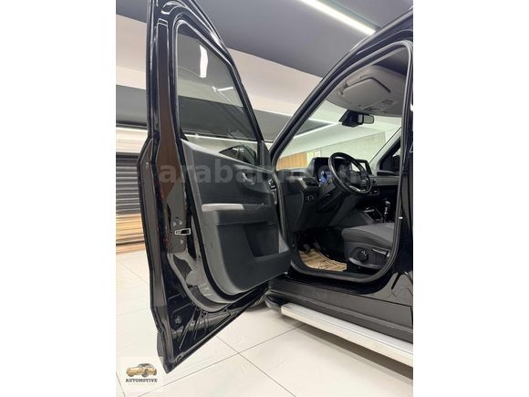 2024 MODEL TOURNEO COURİER 1.5L EcoBlue TITANIUM GÜVENLİK PK