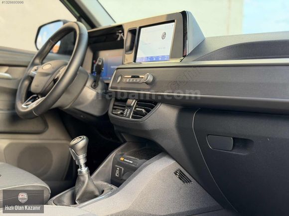 2024 MODEL FORD COURİER 1.5 EcoBlue TİTANİUM 34 BİN KM