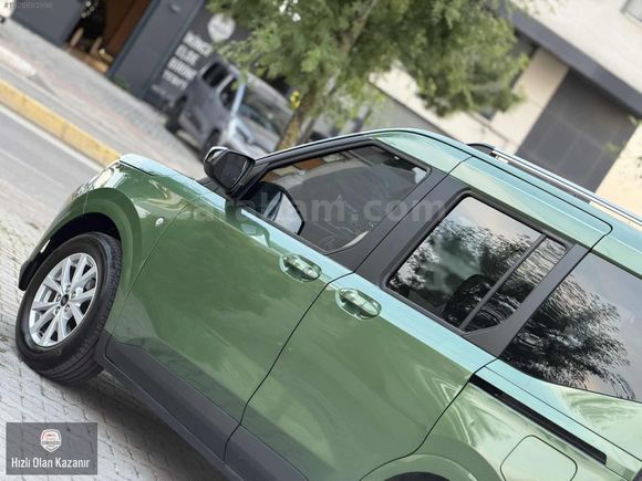 2024 MODEL FORD COURİER 1.5 EcoBlue TİTANİUM 34 BİN KM