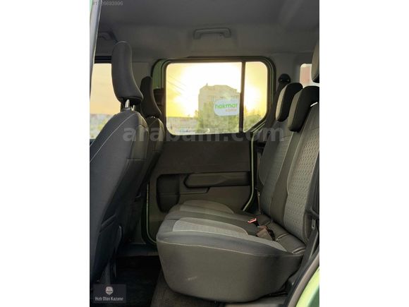 2024 MODEL FORD COURİER 1.5 EcoBlue TİTANİUM 34 BİN KM