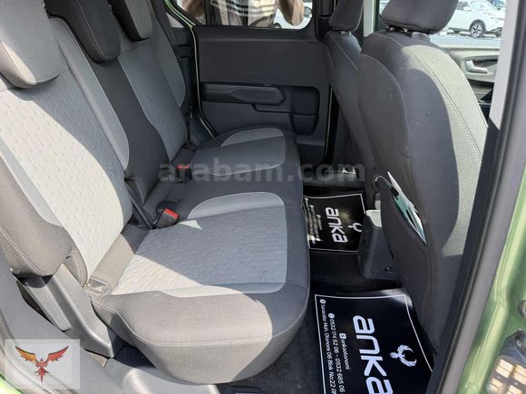 2024 MODEL FORD COURİER 1.5 TİTANİUM FULL PPF BOYASIZ HATASIZ