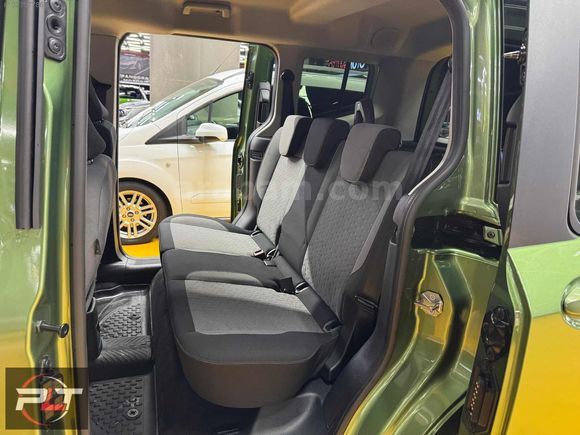 POLAT'TA FORD COURİER 2024 MODEL 1.5 TİTANİUM ÖZEL RENK FUL+FULL