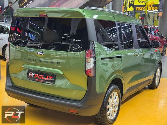 POLAT'TA FORD COURİER 2024 MODEL 1.5 TİTANİUM ÖZEL RENK FUL+FULL
