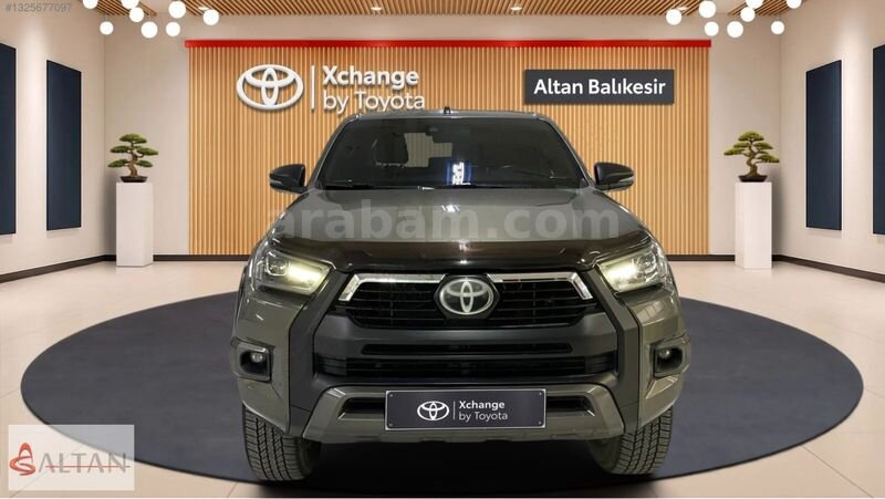 TOYOTA BALIKESİR ALTAN-2020 HI-LUX 4X4 İNVİNCİBLE ORJ+%20 FATURA