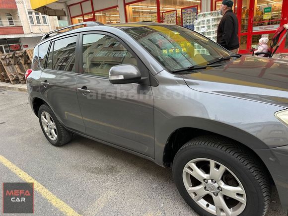 2 SAHBNDEN COK TEMİZ RAV4 ARAC SUAN TRABZONDA